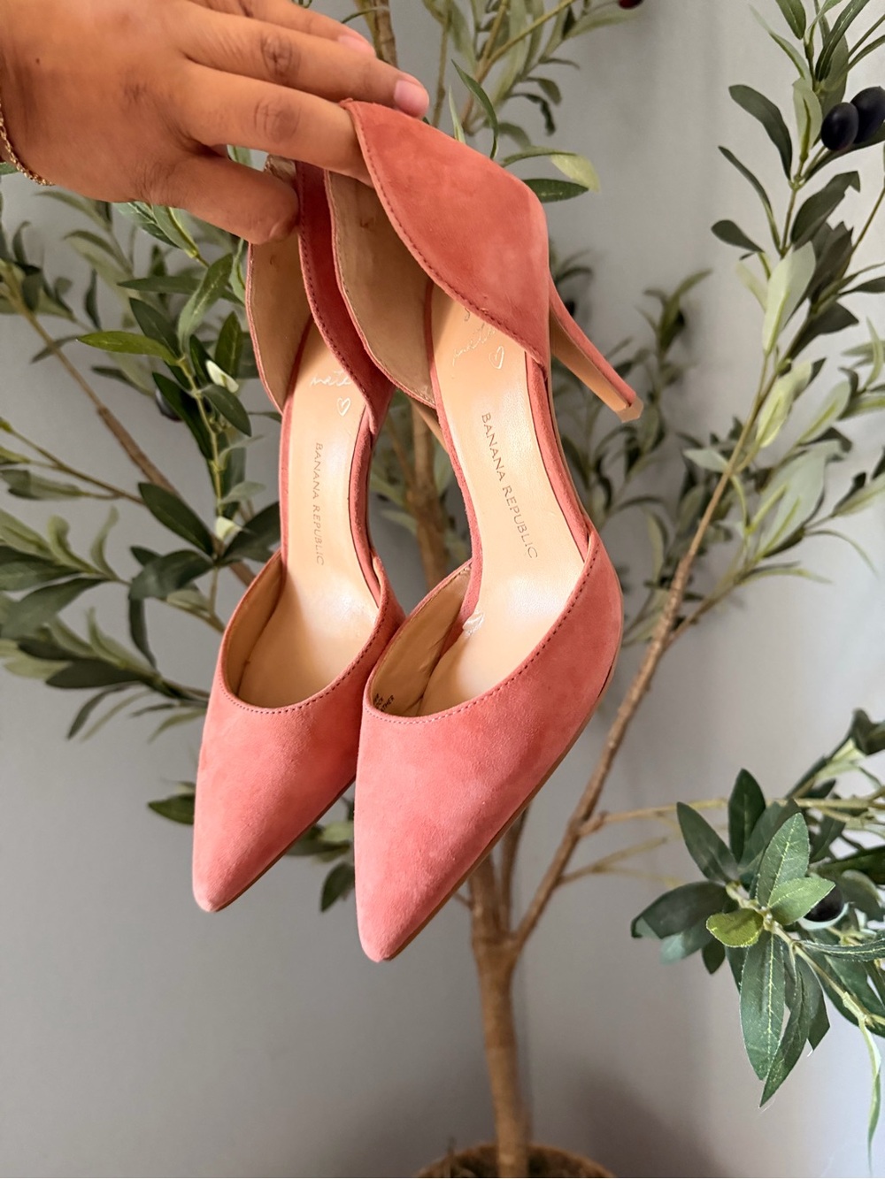 Banana Republic Coral Suede Pointed D'Orsay Heels